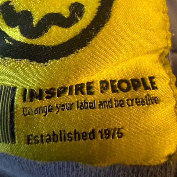 Zara Graffiti Bear Sweatshirt in Size 13-14 In GUC - Picture 6 of 8